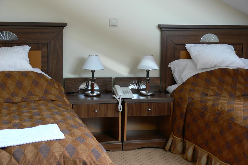 Oereg Miskolcz Hotel Rum bild